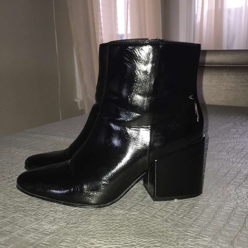 Women  heel booties
